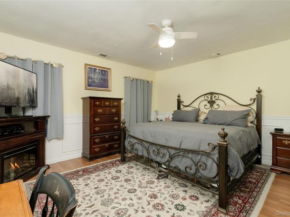 17 Ariel Drive, Middle Island NY 11953