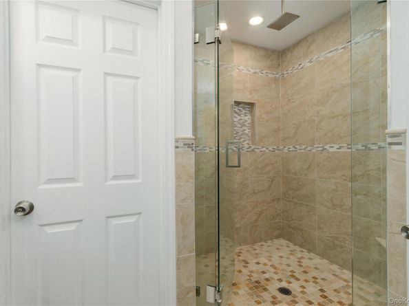 17 Ariel Drive, Middle Island NY 11953