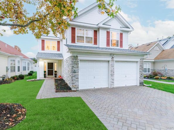 17 Ariel Drive, Middle Island NY 11953