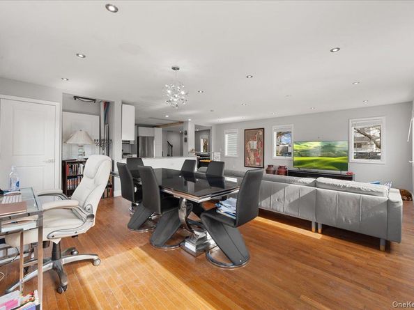 1136 west broadway, Hewlett NY 11557