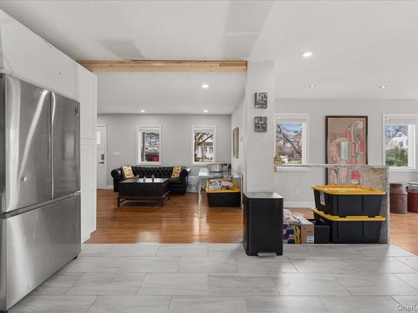 1136 west broadway, Hewlett NY 11557