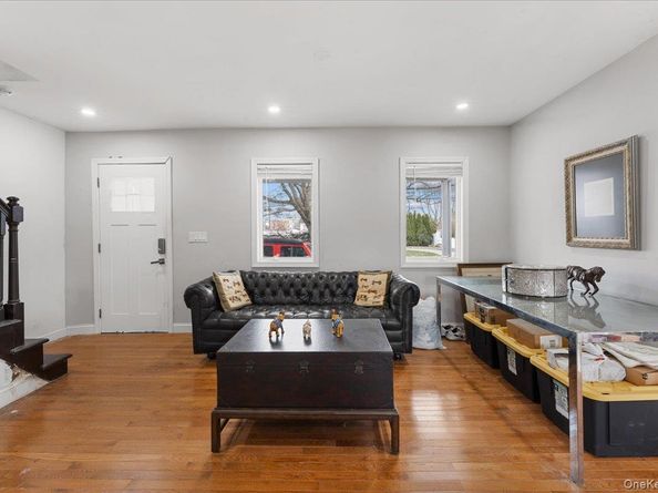 1136 west broadway, Hewlett NY 11557