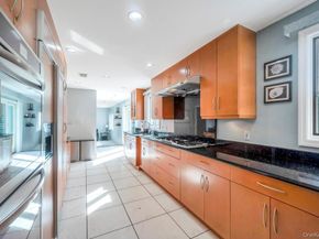 37 Columbine Lane, Kings Park NY 11754