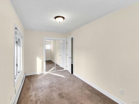 4 Greenway Drive, Syosset NY 11791