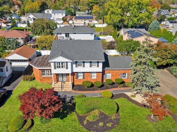 1538 10th Street, West Babylon NY 11704