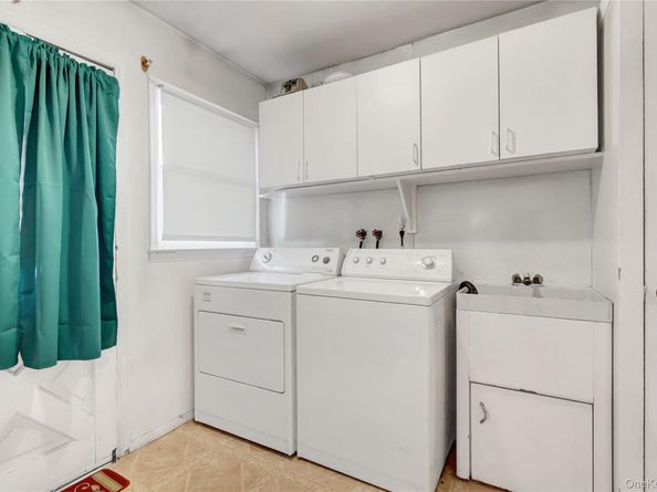 1538 10th Street, West Babylon NY 11704