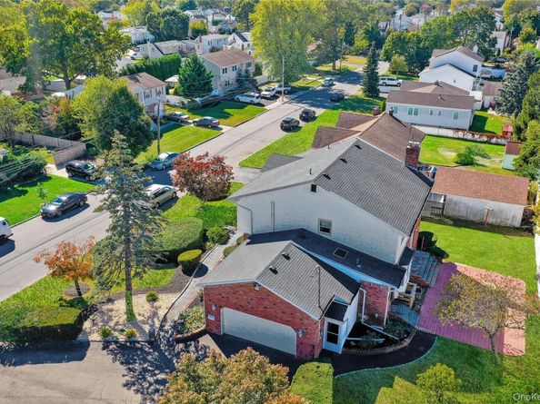 1538 10th Street, West Babylon NY 11704