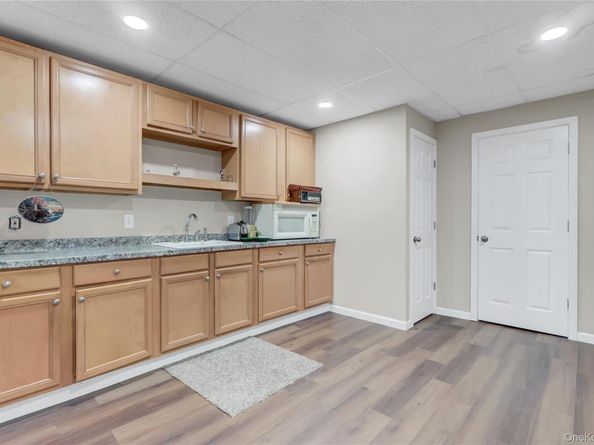 1538 10th Street, West Babylon NY 11704