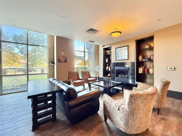 300 Mamaroneck Avenue 617, White Plains NY 10605