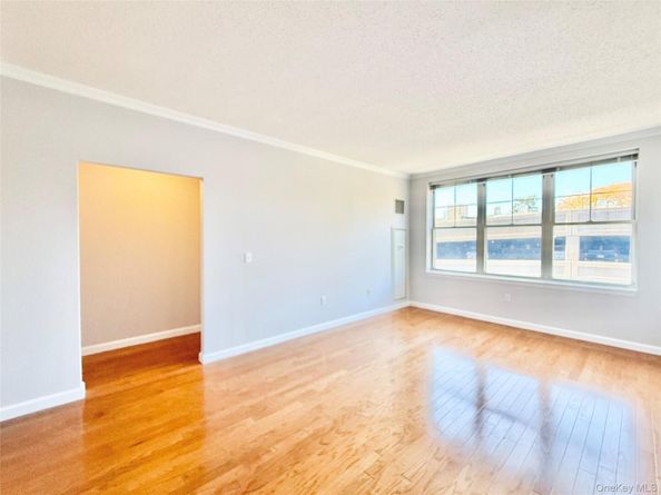 300 Mamaroneck Avenue 617, White Plains NY 10605