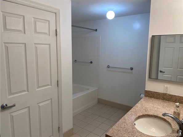 300 Mamaroneck Avenue 617, White Plains NY 10605