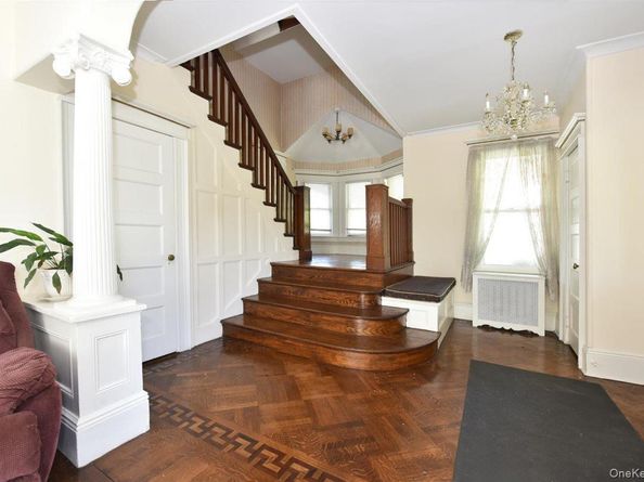 101 Wallace Street, Freeport NY 11520