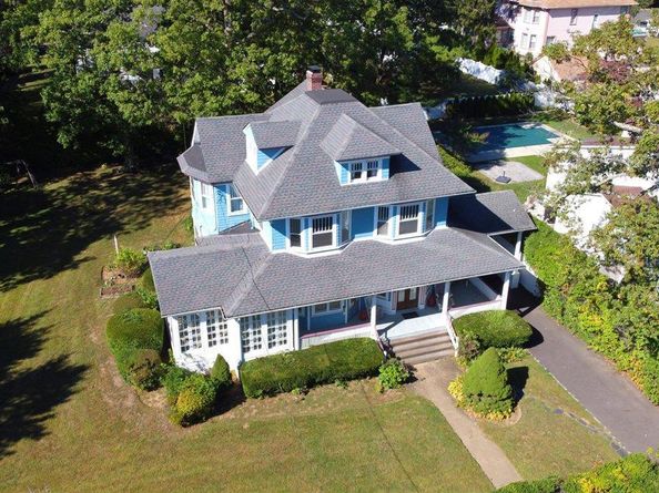 101 Wallace Street, Freeport NY 11520