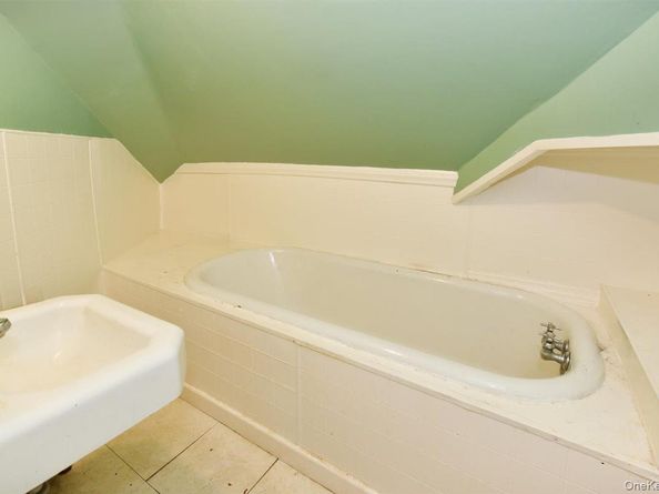 101 Wallace Street, Freeport NY 11520