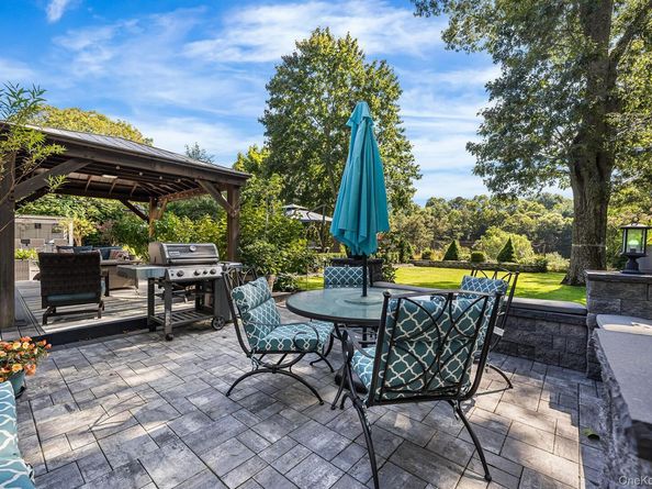 1066 Old Town Road, Coram NY 11727