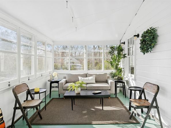 5875 Peconic Bay Boulevard, Laurel NY 11948