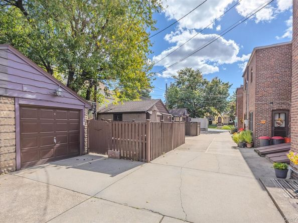 338 Bauer Place, Mineola NY 11501