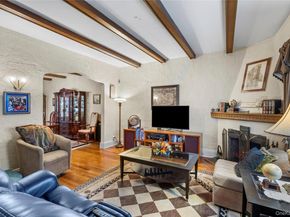 338 Bauer Place, Mineola NY 11501