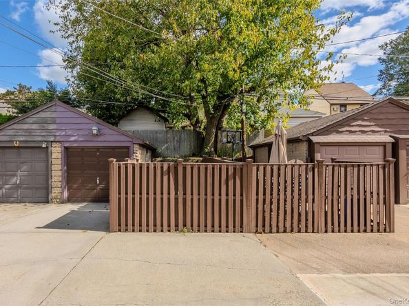 338 Bauer Place, Mineola NY 11501