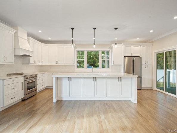 57 William Street, Bethpage NY 11714
