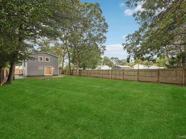 109 Rexmere Avenue, Farmingville NY 11738