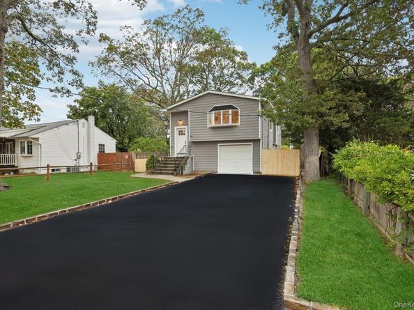 109 Rexmere Avenue, Farmingville NY 11738