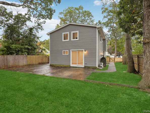 109 Rexmere Avenue, Farmingville NY 11738