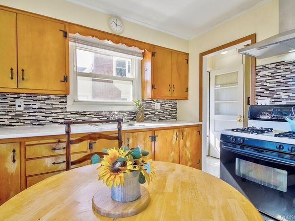 24 Nelson Avenue, Ossining NY 10562