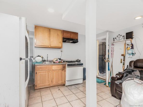 2108 Arthur Avenue, Bronx NY 10457