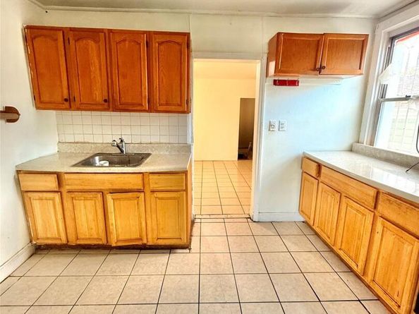 11409 135th Street, South Ozone Park NY 11420