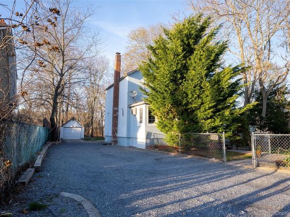 420 Flanders Road, Flanders NY 11901