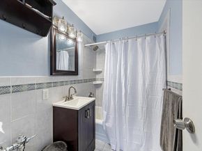 4320 Van Cortlandt Park East 4L, Bronx NY 10470
