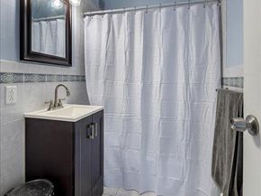 4320 Van Cortlandt Park East 4L, Bronx NY 10470