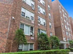 4320 Van Cortlandt Park East 4L, Bronx NY 10470
