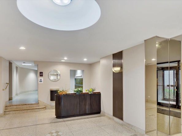 4320 Van Cortlandt Park East 4L, Bronx NY 10470