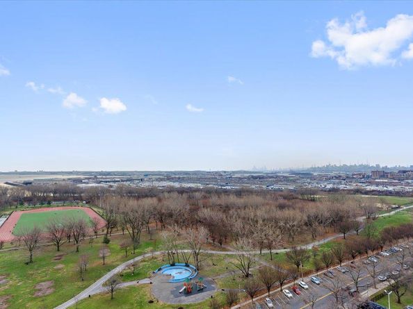 880 Boynton Avenue 13A, Bronx NY 10473