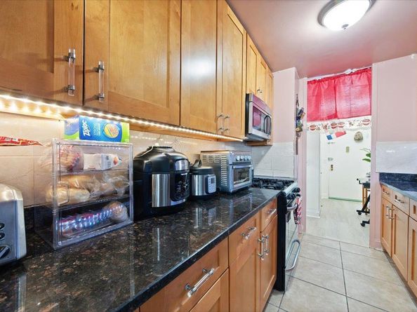 880 Boynton Avenue 13A, Bronx NY 10473