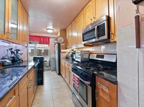880 Boynton Avenue 13A, Bronx NY 10473