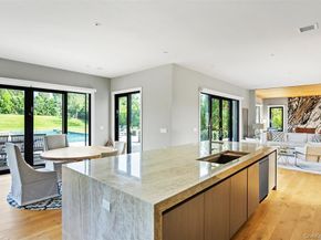 276 N Main Street, Southampton NY 11968