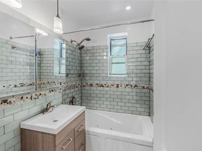 55-25 31 Avenue 1K, Woodside NY 11377