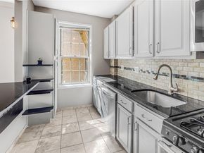 55-25 31 Avenue 1K, Woodside NY 11377
