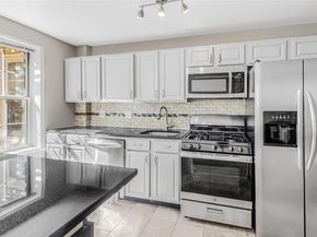 55-25 31 Avenue 1K, Woodside NY 11377