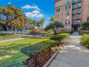 55-25 31 Avenue 1K, Woodside NY 11377