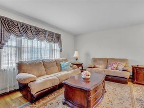 13042 NW 59th Avenue, Flushing NY 11355