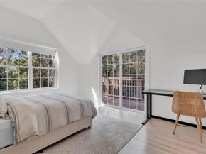 15 Deer Ridge Trail, Water Mill NY 11976