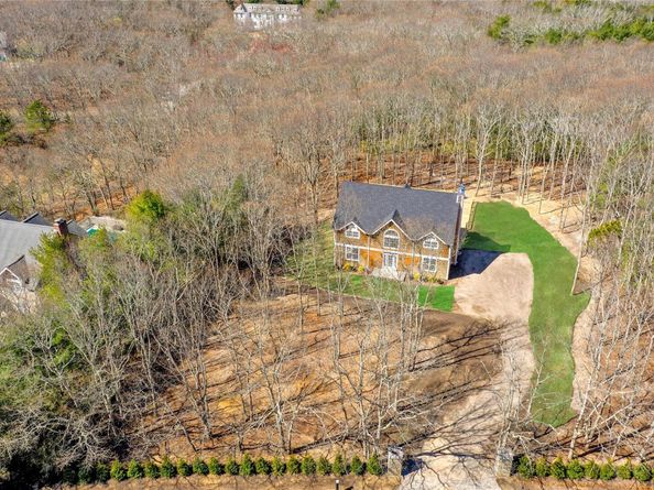 15 Deer Ridge Trail, Water Mill NY 11976