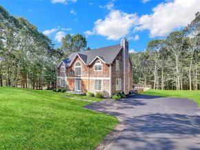 15 Deer Ridge Trail, Water Mill NY 11976
