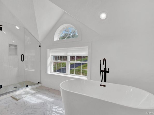 15 Deer Ridge Trail, Water Mill NY 11976