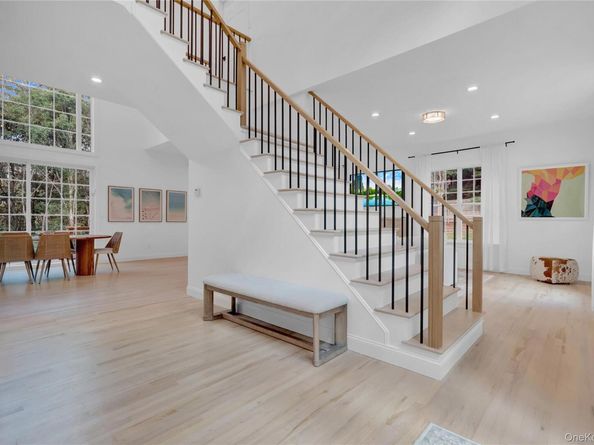 15 Deer Ridge Trail, Water Mill NY 11976