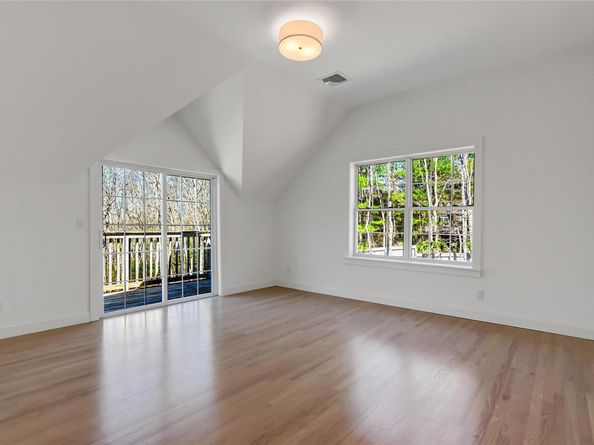 15 Deer Ridge Trail, Water Mill NY 11976